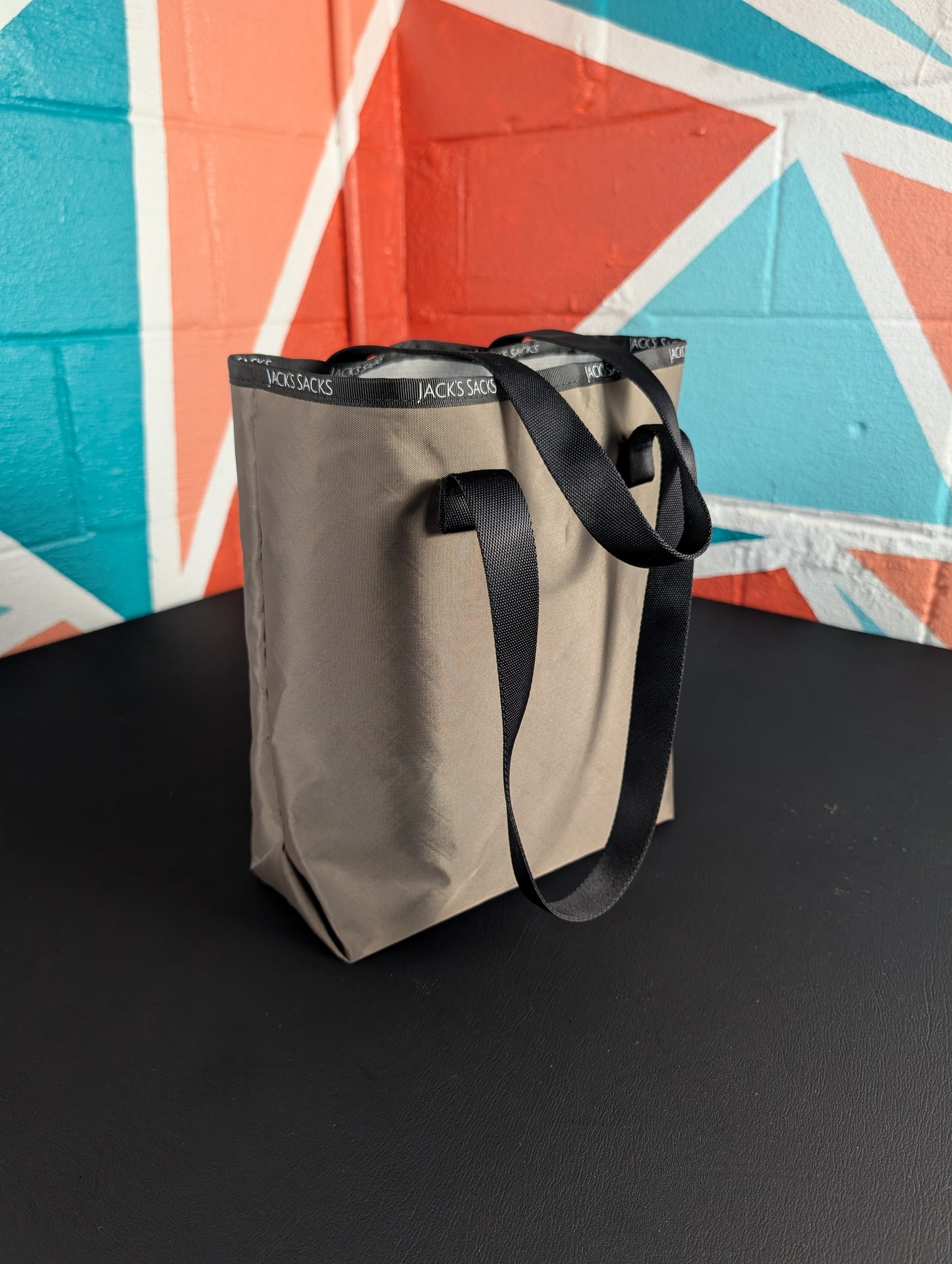 Smaller tote