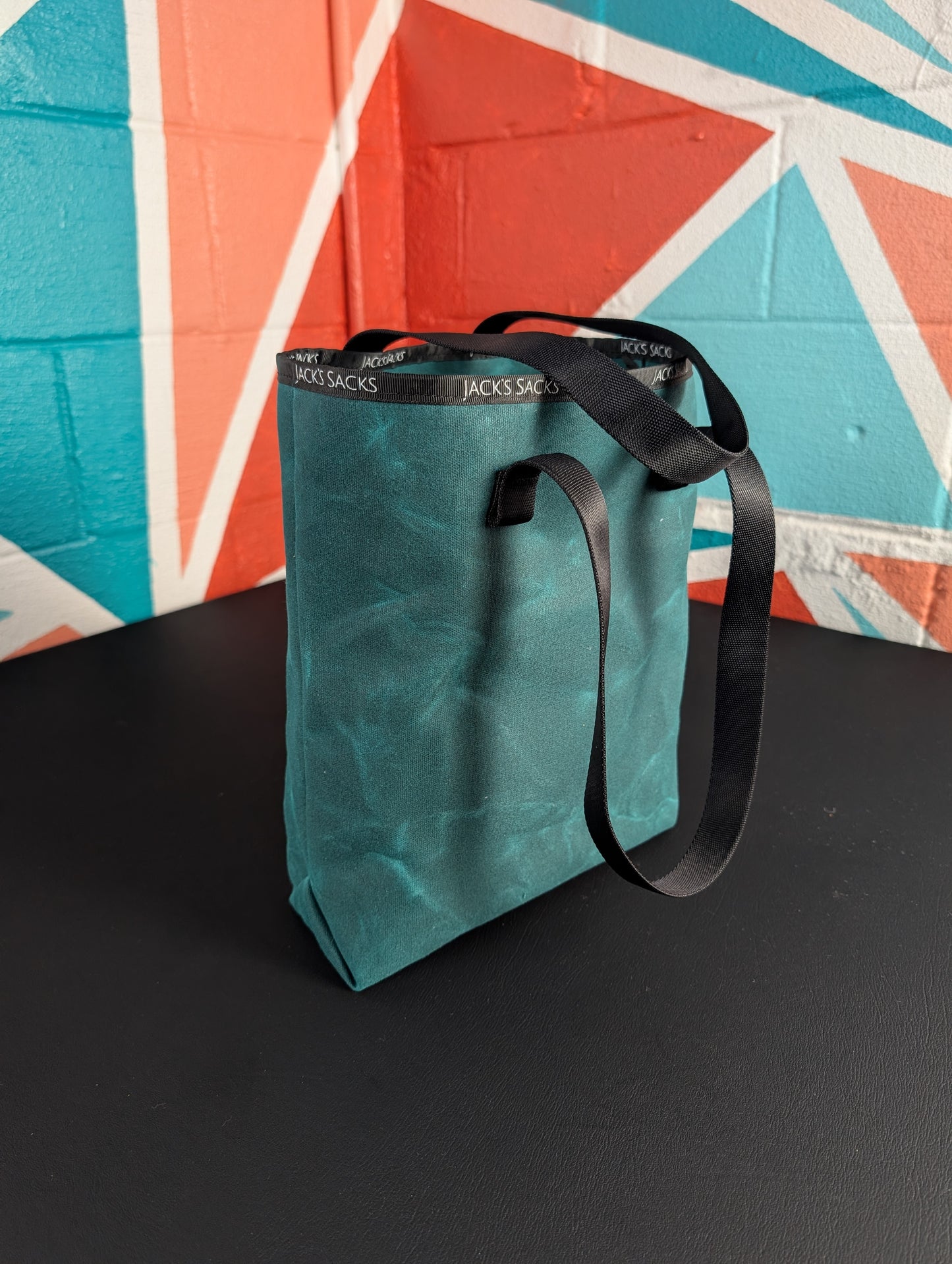 Smaller tote