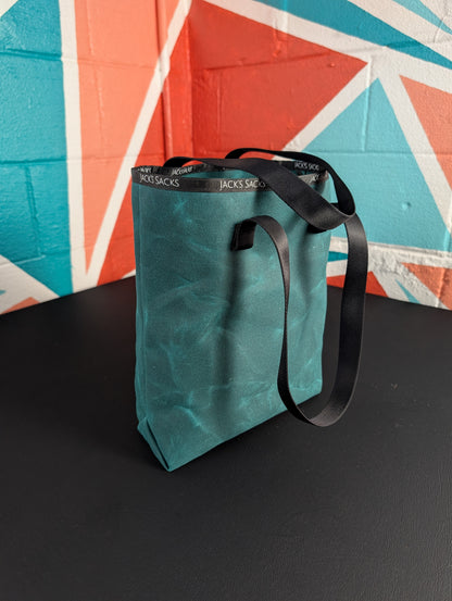 Smaller tote