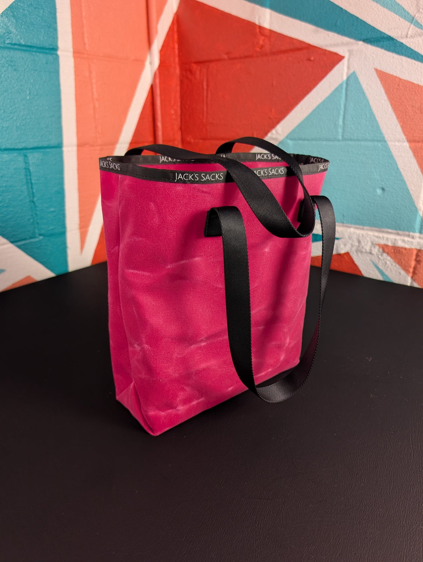 Smaller tote