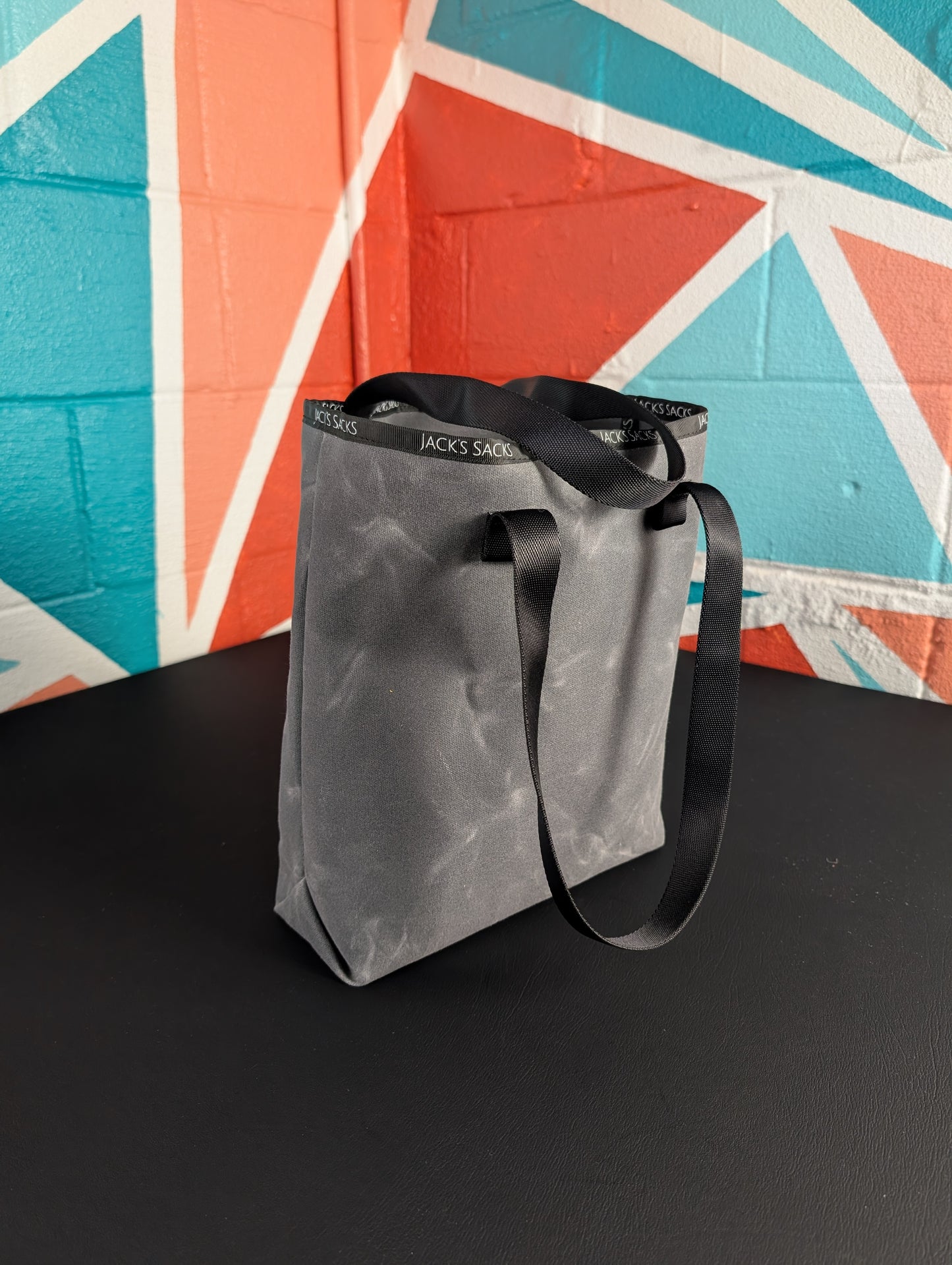 Smaller tote