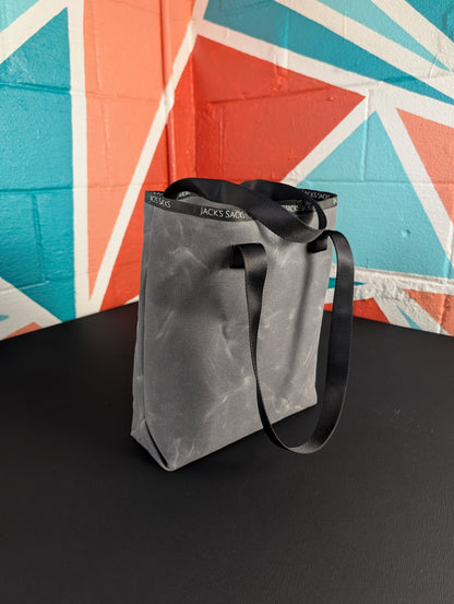 Smaller tote